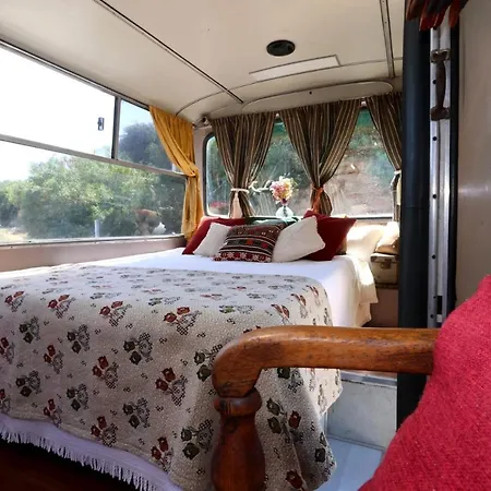 Green Bus Unique & Private 3 Min From Coral Bay Akoursos
