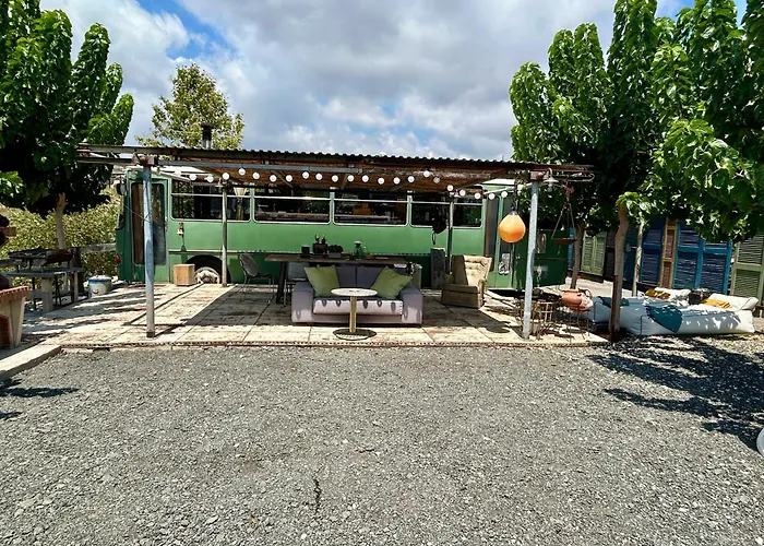 Bus Unique & Private 3 Min From Coral Bay * Akoursos