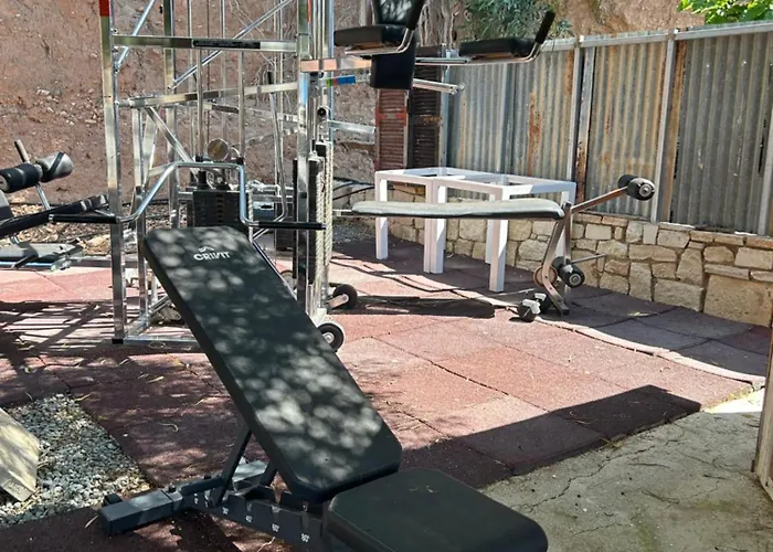 Bus Unique & Private 3 Min From Coral Bay *