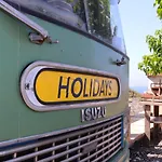 Camping Bus Unique&private 3 Min From Coral Bay Akoursos