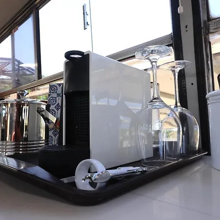 Bus Unique & Private 3 Min From Coral Bay Akoursos