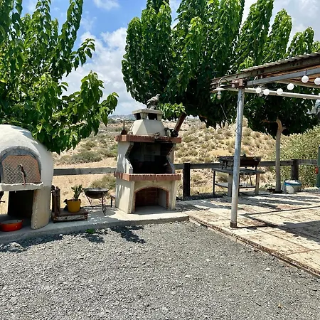 Camping Bus Unique & Private 3 Min From Coral Bay