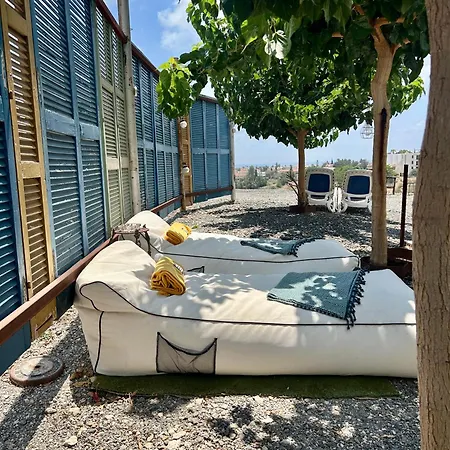 Bus Unique & Private 3 Min From Coral Bay Camping *