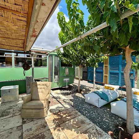 Campingplads Bus Unique & Private 3 Min From Coral Bay *