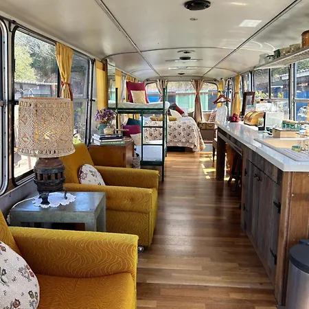 Campingplads Bus Unique & Private 3 Min From Coral Bay *