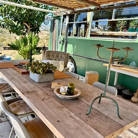 Campingplads Bus Unique & Private 3 Min From Coral Bay