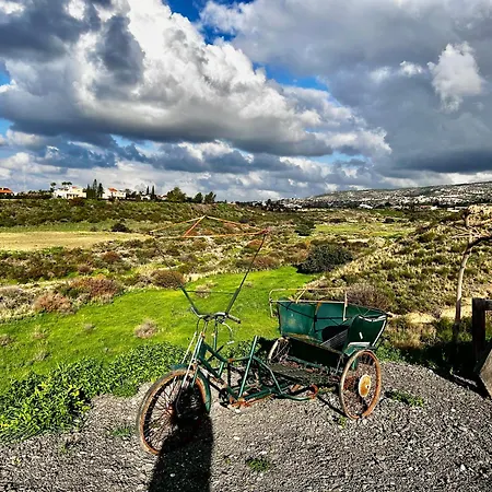 Bus Unique & Private 3 Min From Coral Bay *