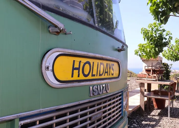 Camping Bus Unique & Private 3 Min From Coral Bay Akoursos