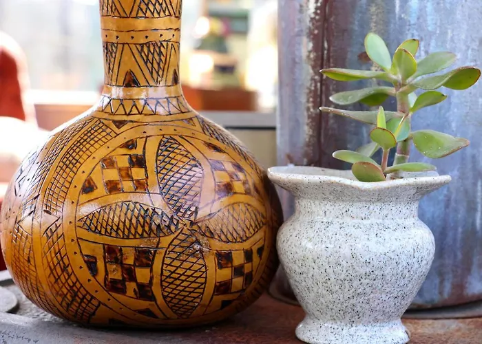 Bus Unique & Private 3 Min From Coral Bay Kemping Akoursos