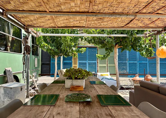 Bus Unique & Private 3 Min From Coral Bay