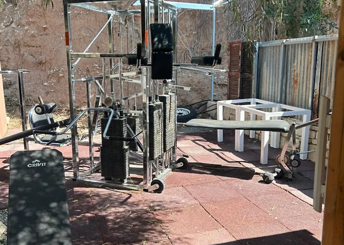 Bus Unique & Private 3 Min From Coral Bay Camping *