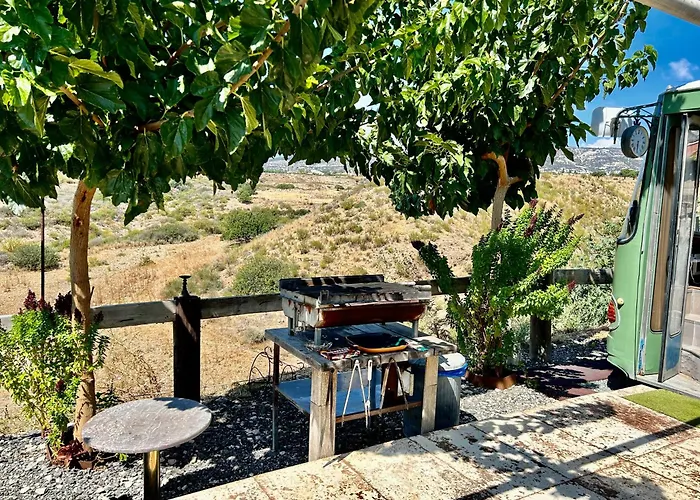 Bus Unique & Private 3 Min From Coral Bay Camping Akoursos