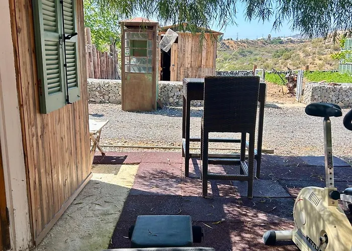 Bus Unique & Private 3 Min From Coral Bay Camping